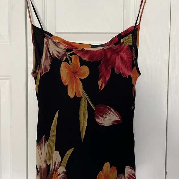 Evening dress. - Picture 2 of 4